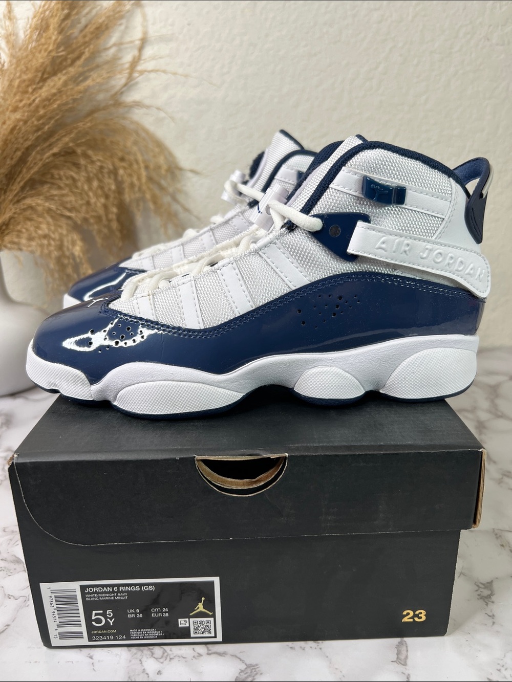 Jordan 6 Rings White Midnight Navy (GS) Size 5.5Youth  / 7Women's